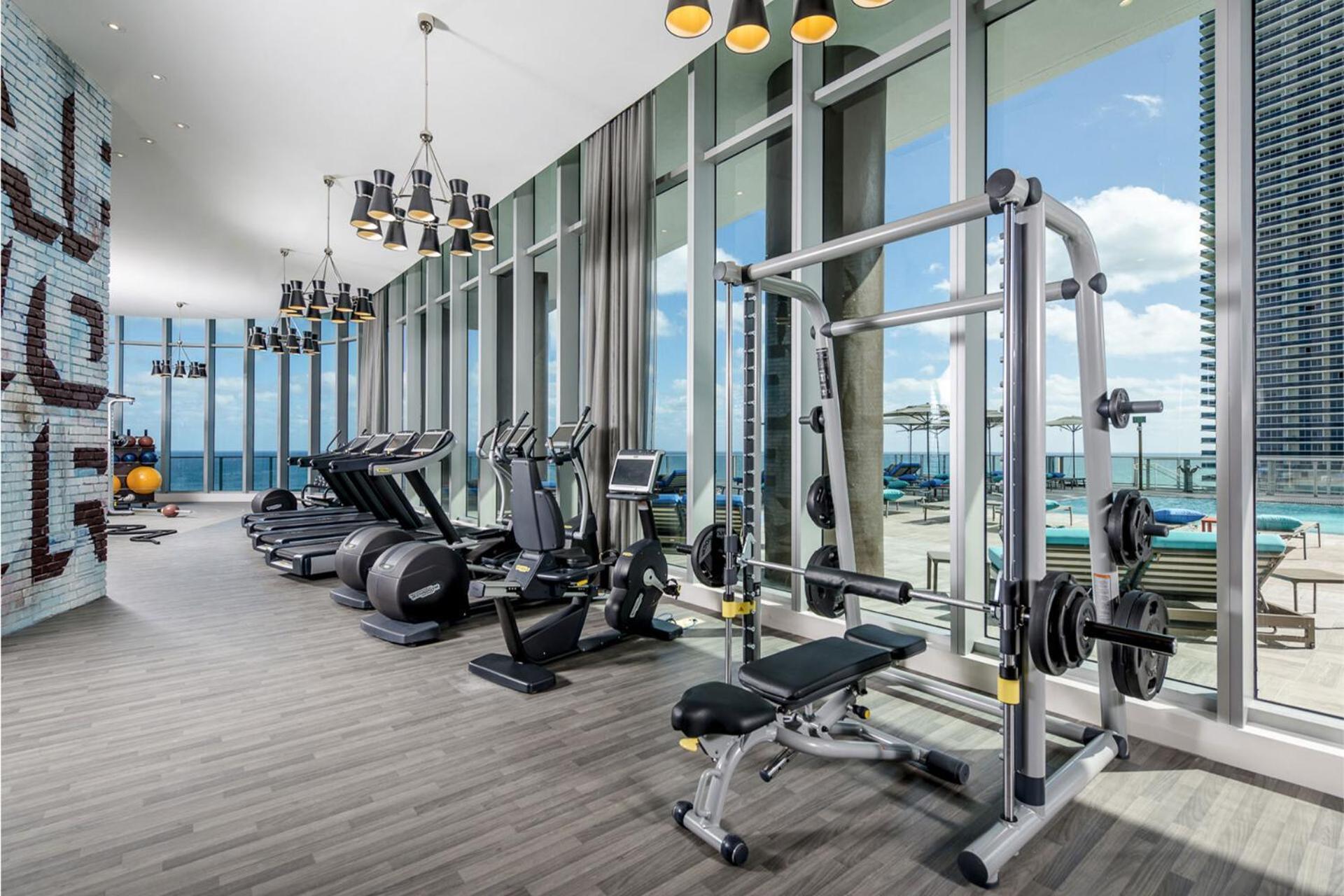 Beachfront Condo With Mesmerizing Views Hollywood Exterior photo